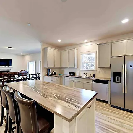 Serenity Views Comfort - Close To City & Parkway! Weaverville Exterior photo