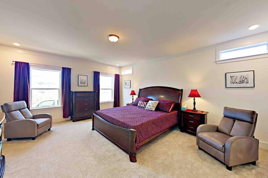 Serenity Views Comfort - Close To & Parkway! * Weaverville